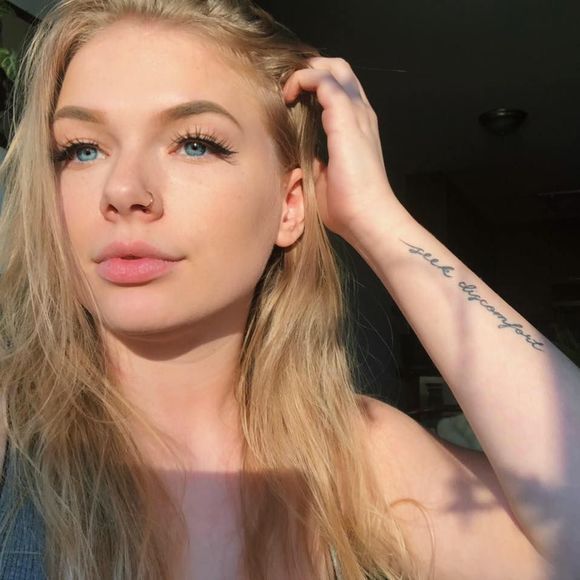 Meet your Posher, Rylee - Picture 1 of 1